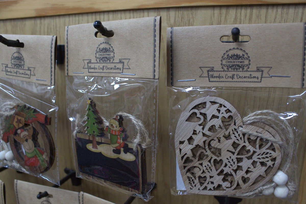 2er-Pack Weihnachtsdekorationen aus Holz – Schneemann & Baum