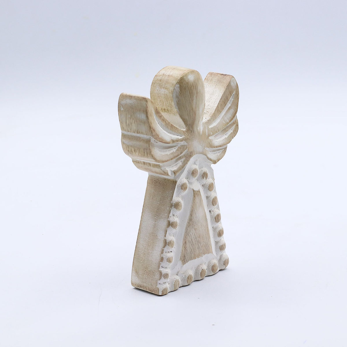 Engel aus Mangoholz – Weiß gewaschen – 13 cm