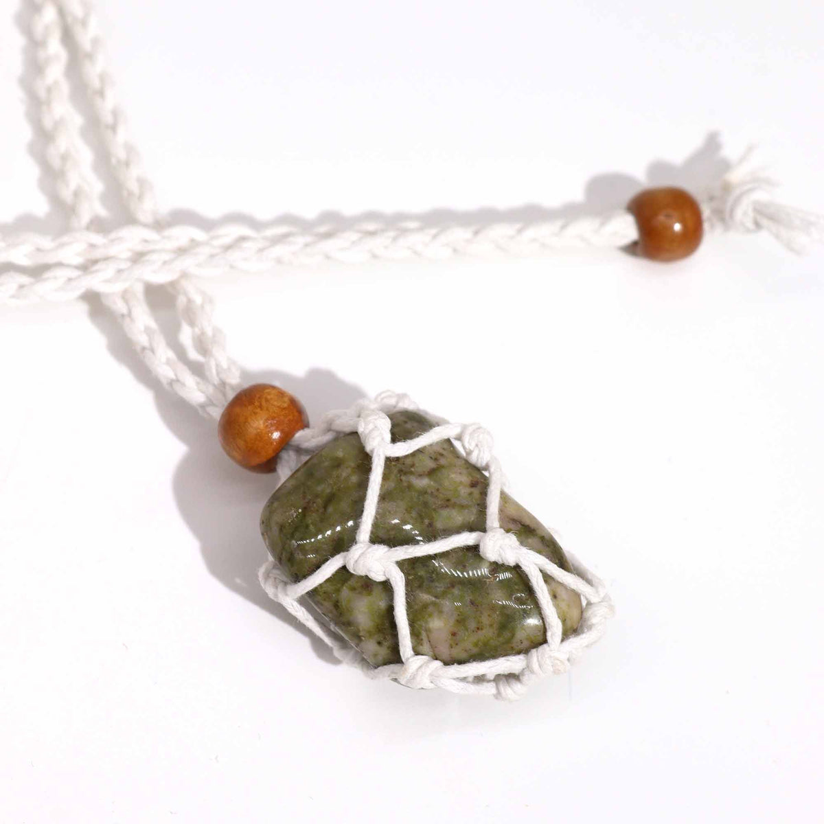 Mineral-Anhängerkordel, 45 cm – Weiß