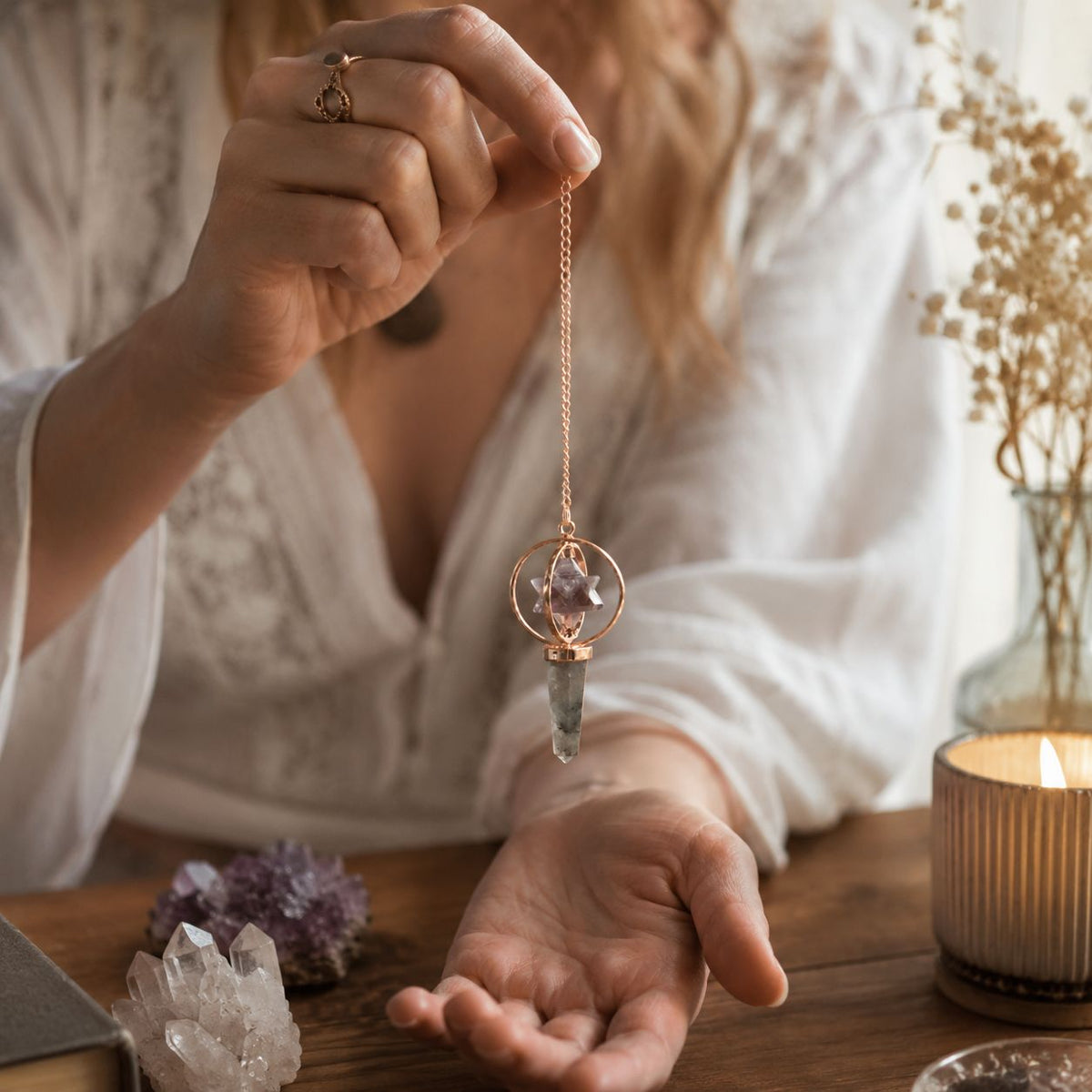 Kosmisches Navigator-Pendel mit Merkaba-Drehstern – Amethyst und Labradorit.